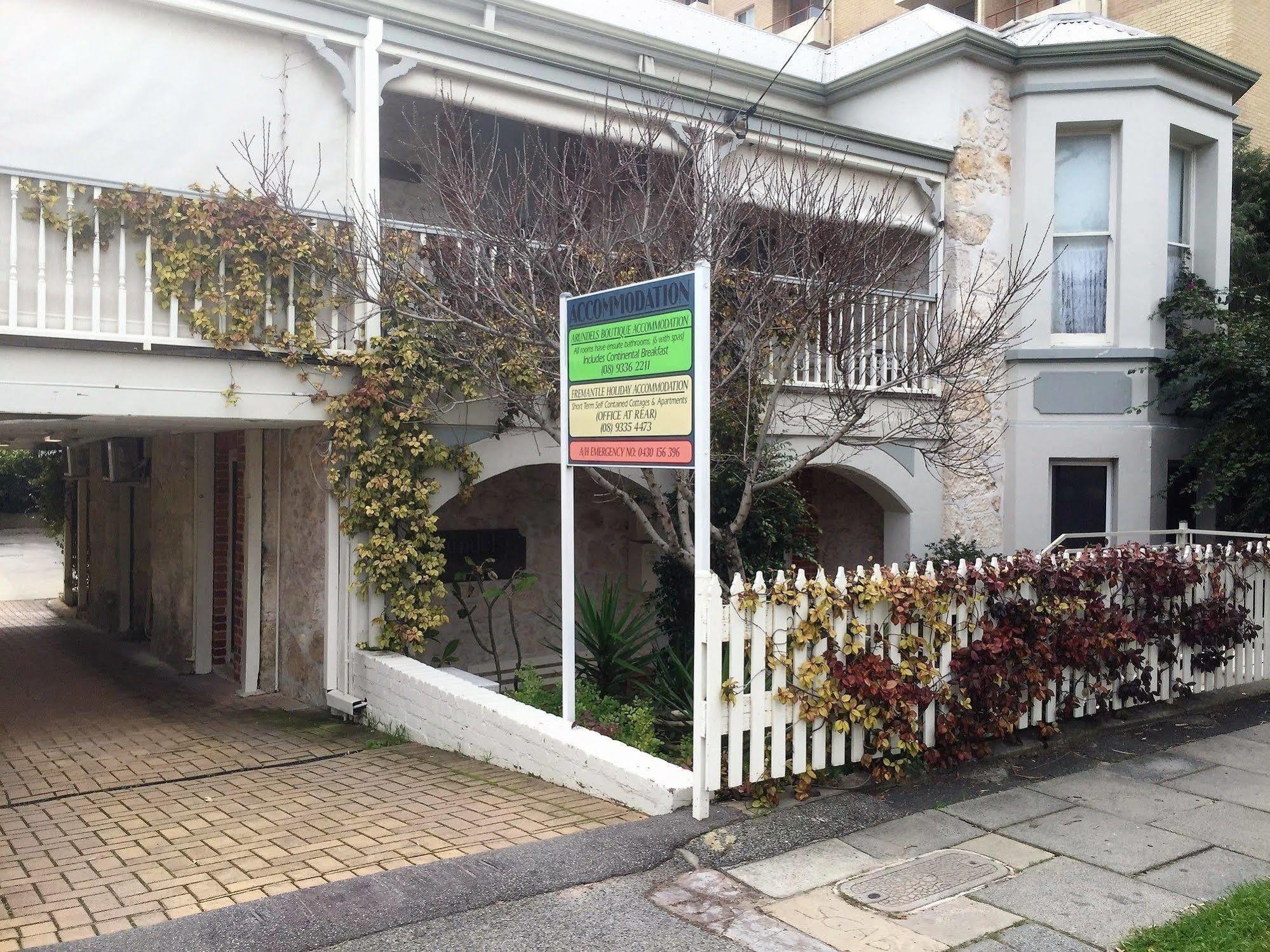 West Perth Arundels Boutique Accommodation מראה חיצוני תמונה