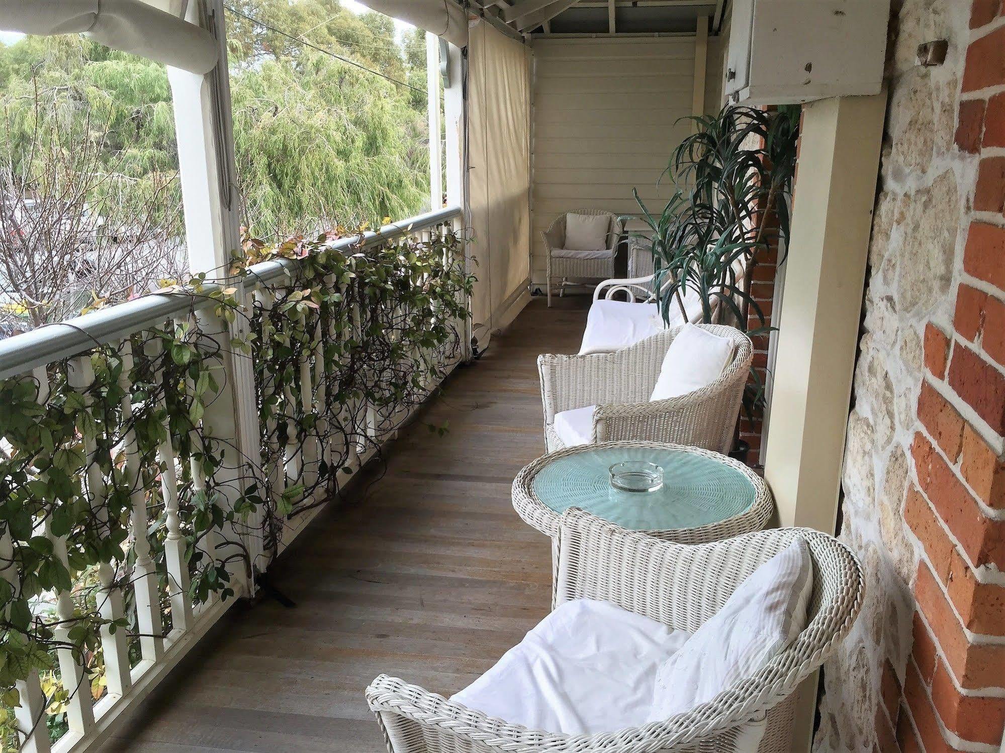 West Perth Arundels Boutique Accommodation מראה חיצוני תמונה