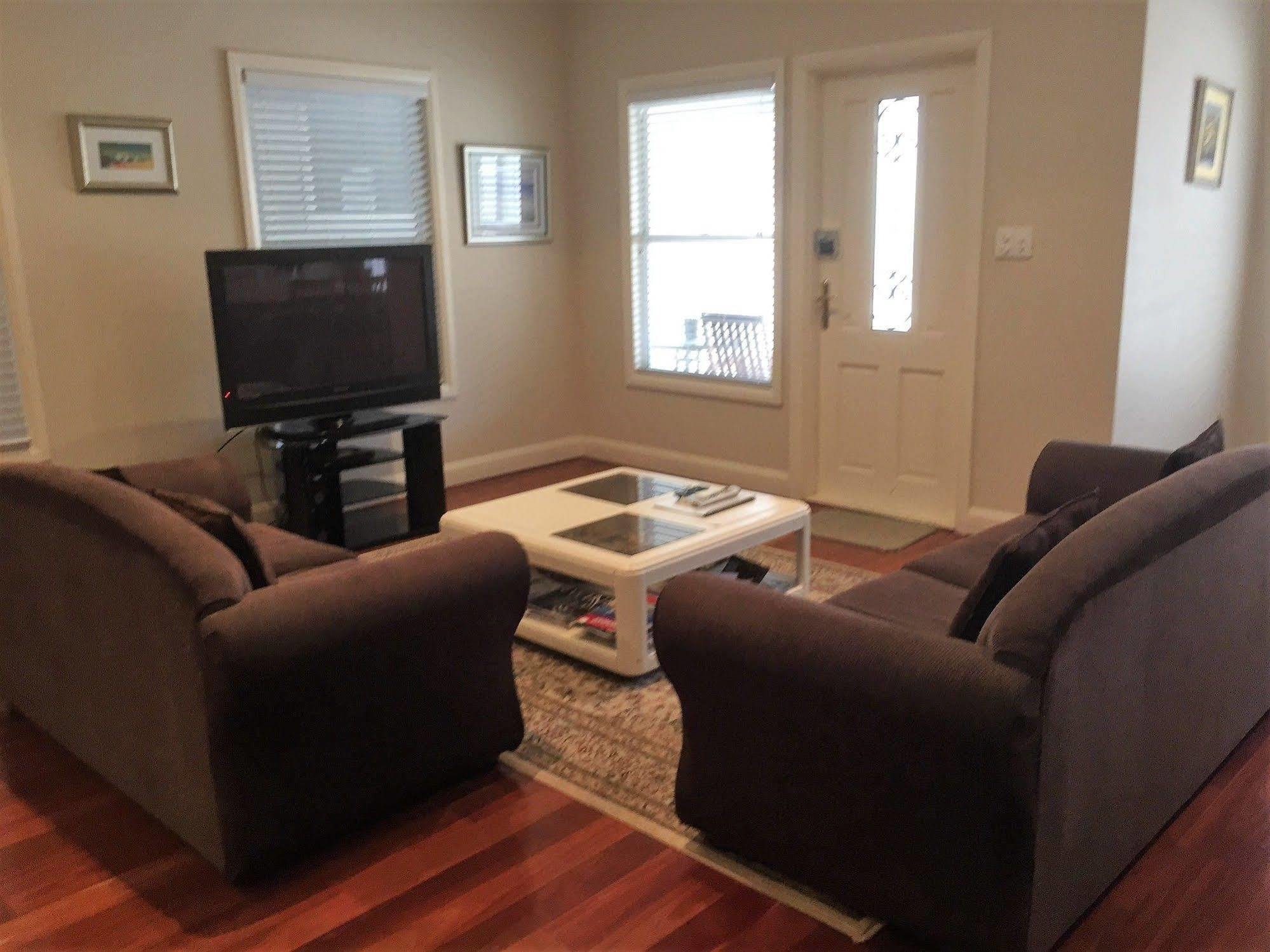 West Perth Arundels Boutique Accommodation מראה חיצוני תמונה