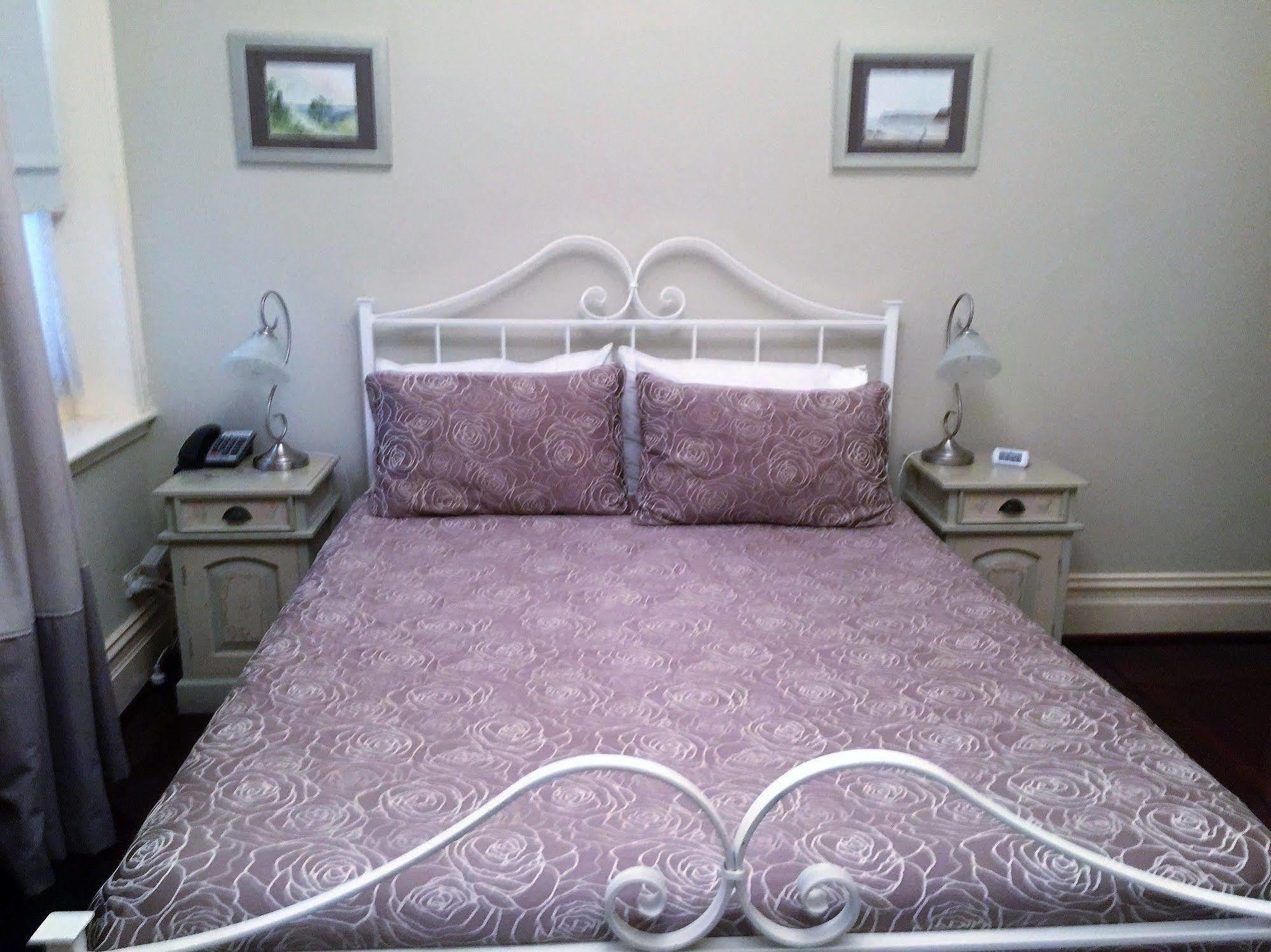 West Perth Arundels Boutique Accommodation מראה חיצוני תמונה