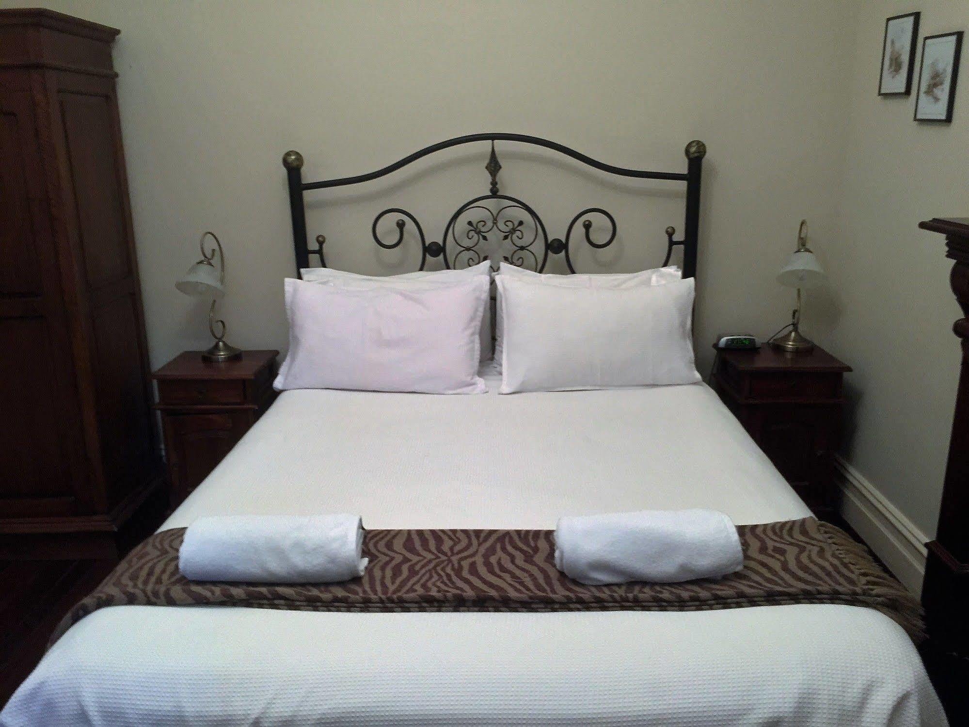 West Perth Arundels Boutique Accommodation מראה חיצוני תמונה