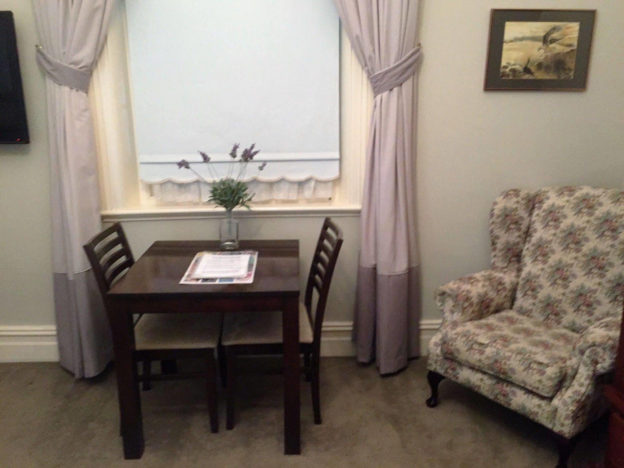 West Perth Arundels Boutique Accommodation מראה חיצוני תמונה