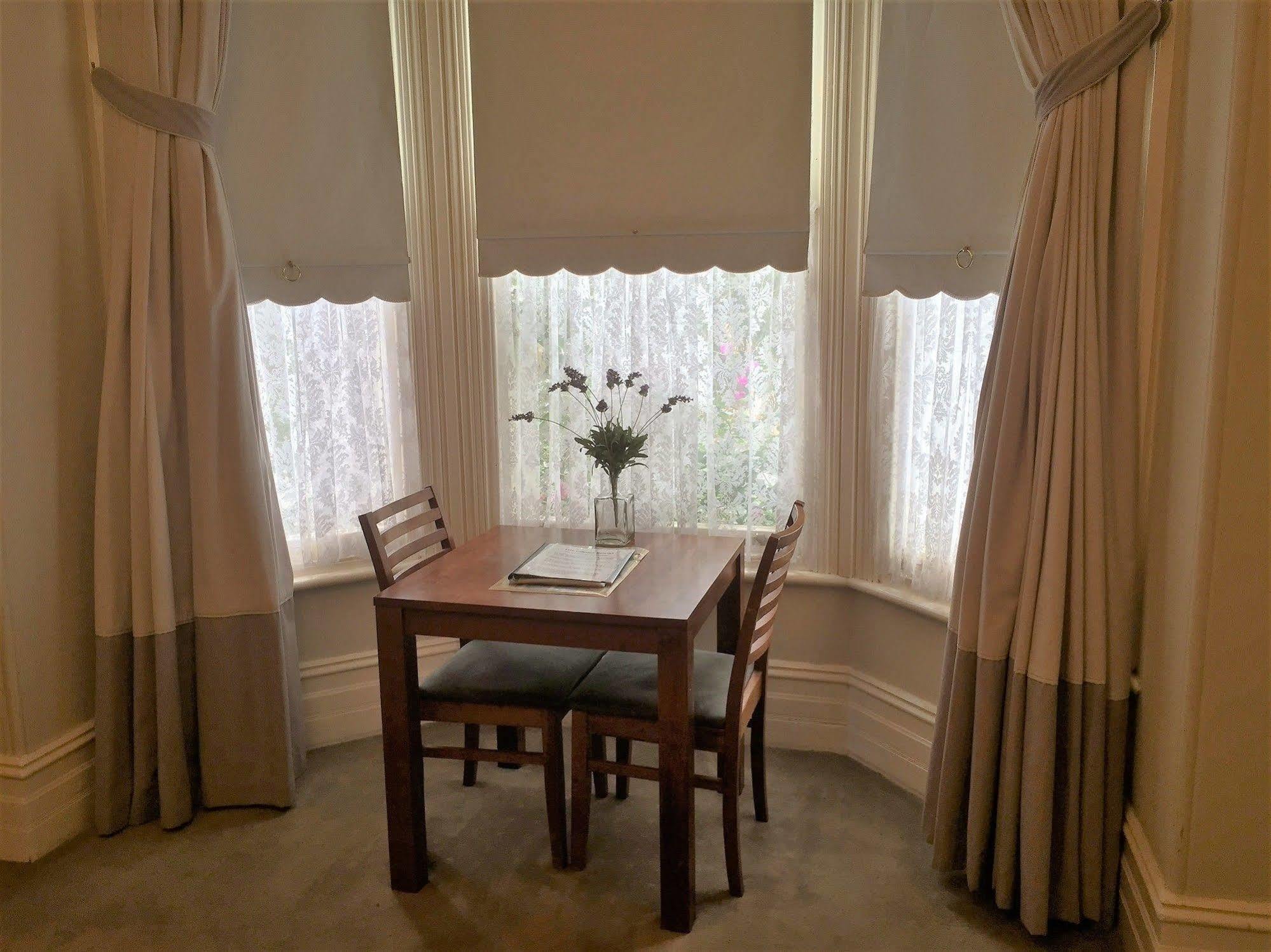 West Perth Arundels Boutique Accommodation מראה חיצוני תמונה