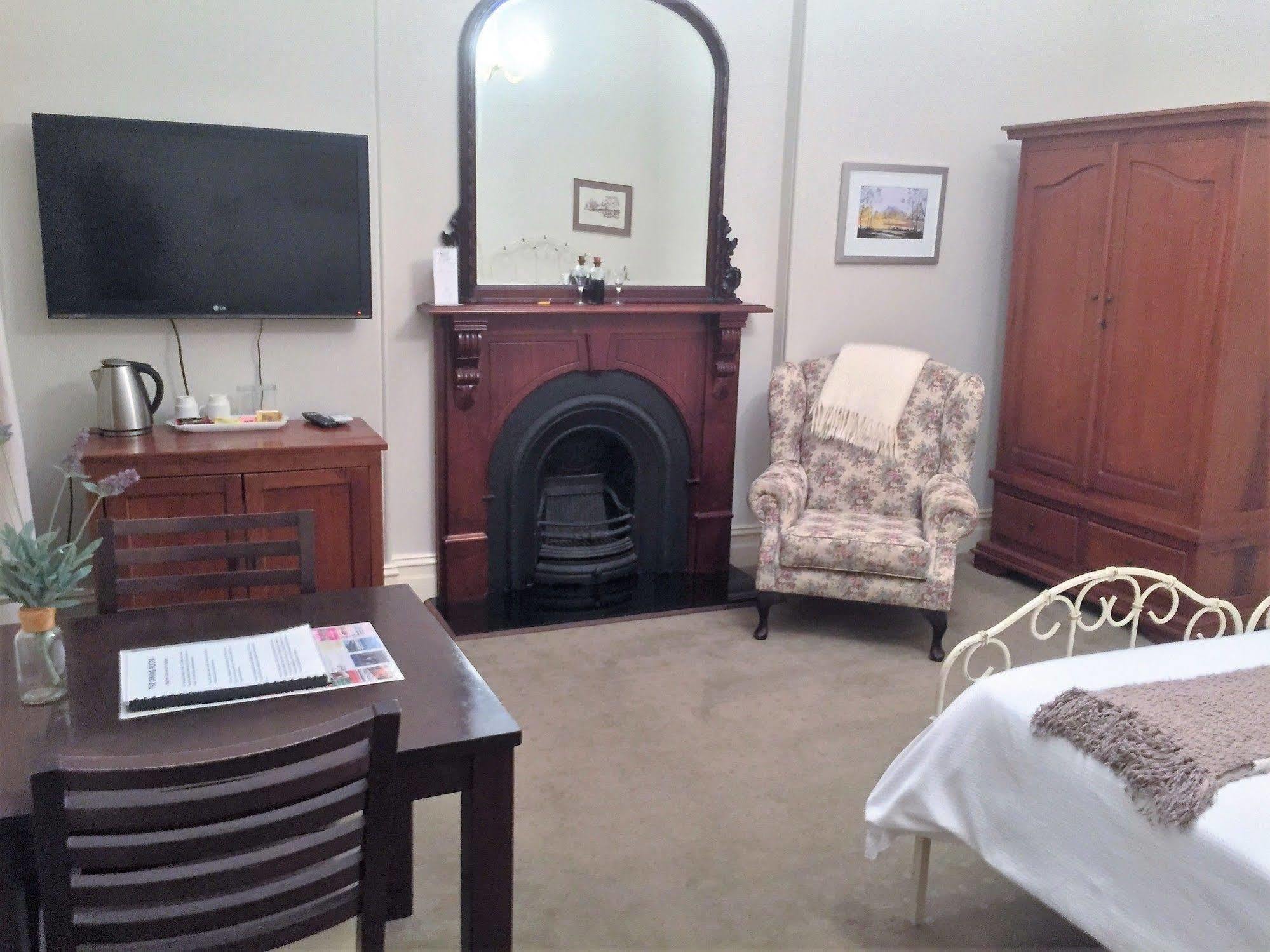 West Perth Arundels Boutique Accommodation מראה חיצוני תמונה